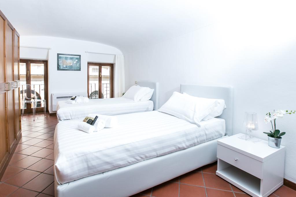 Fiorentini Charme - My Extra Home Řím Pokoj fotografie